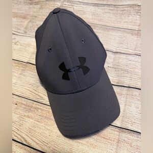 Under armour grey cap